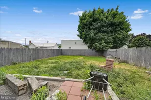 1019 W Main St, Valley View, PA 17983 - Photo 37