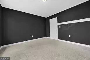 1019 W Main St, Valley View, PA 17983 - Photo 29