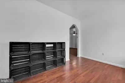 1019 W Main Street, Valley View, PA 17983 - Photo 9