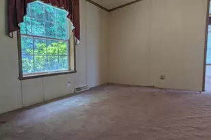 180 St Clair Ave, Pottsville, PA 17901 - Photo 37