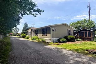 180 St Clair Ave, Pottsville, PA 17901 - Photo 63