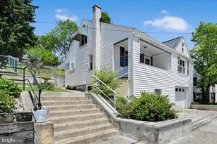 521 W Columbia St, Schuylkill Haven, PA 17972 - Photo 1