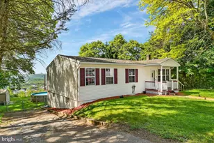 382 Ohio Ave, Shenandoah, PA 17976 - Photo 13