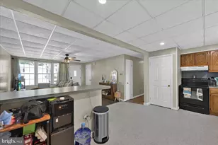 382 Ohio Ave, Shenandoah, PA 17976 - Photo 21