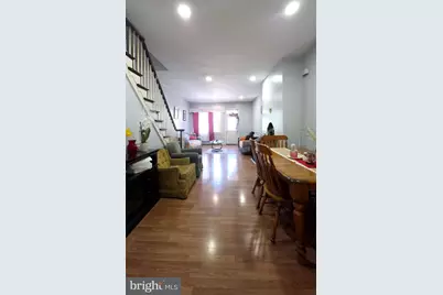 332 S Jardin, Shenandoah, PA 17976 - Photo 3