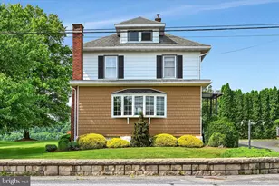 1056 E Main St, Hegins, PA 17938 - Photo 13