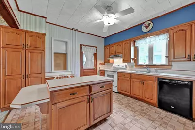 1056 E Main Street, Hegins, PA 17938 - Photo 29