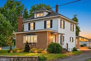 1056 E Main St, Hegins, PA 17938 - Photo 3