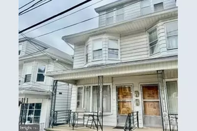 222 S Schuylkill Avenue, Shenandoah, PA 17976 - Photo 1
