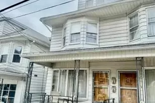 222 S Schuylkill Ave, Shenandoah, PA 17976 - Photo 5
