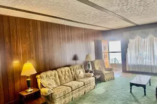 222 S Schuylkill Ave, Shenandoah, PA 17976 - Photo 9