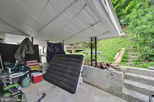 428 Laurel St, Minersville, PA 17954 - Photo 25