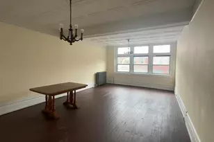 202 N Centre St, Pottsville, PA 17901 - Photo 3
