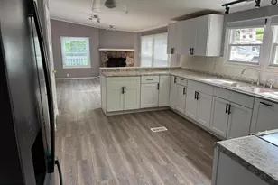 15 School St, Barnesville, PA 18214 - Photo 5