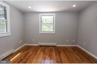 562 Peacock Street #FL 1, Pottsville, PA 17901 - Photo 13