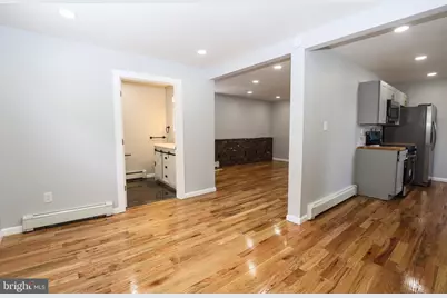 562 Peacock Street #FL 1, Pottsville, PA 17901 - Photo 5