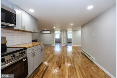 562 Peacock Street #FL 2, Pottsville, PA 17901 - Photo 11
