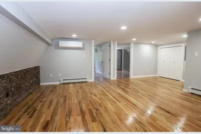 562 Peacock Street #FL 2, Pottsville, PA 17901 - Photo 3