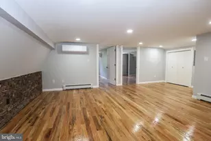 562 Peacock St, Pottsville, PA 17901 - Photo 3