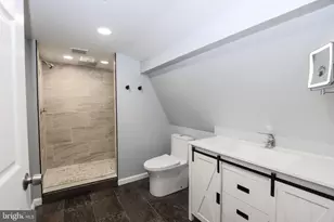 562 Peacock St, Pottsville, PA 17901 - Photo 13