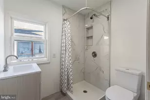 424 E Market St, Pottsville, PA 17901 - Photo 3