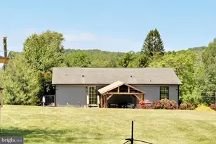 284 Blue Mountain Dr, New Ringgold, PA 17960 - Photo 33