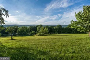 204 Ridge Cup Rd, New Ringgold, PA 17960 - Photo 5