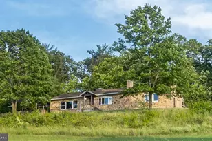 204 Ridge Cup Rd, New Ringgold, PA 17960 - Photo 1