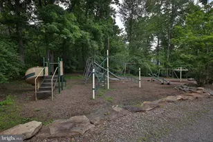 11 Blue Berry Ln, Nesquehoning, PA 18240 - Photo 13