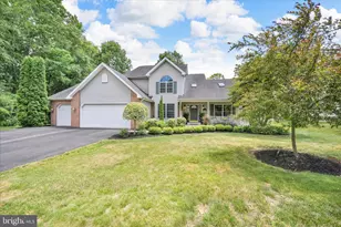 13 Tall Oaks Dr, Pottsville, PA 17901 - Photo 1