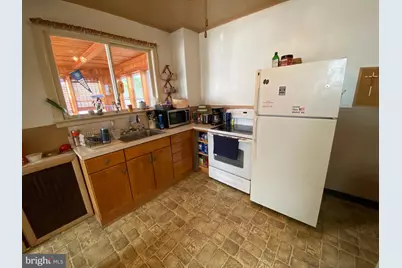 2076 W Market Street, Pottsville, PA 17901 - Photo 9