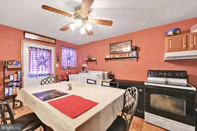 532 W Washington Street, Shenandoah, PA 17976 - Photo 9