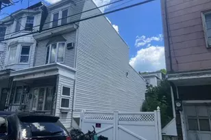 324 E Pine St, Mahanoy City, PA 17948 - Photo 1
