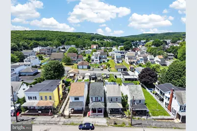 328 S Lehigh Avenue, Frackville, PA 17931 - Photo 3