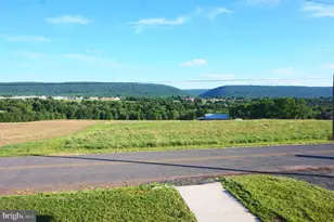 270 W Mountain Rd, Hegins, PA 17938 - Photo 3