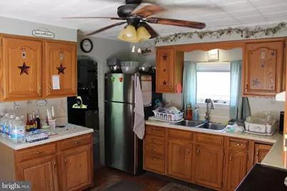24 S School Row Street, Pottsville, PA 17901 - Photo 11