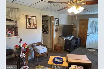 16 E Main Street, Quakake, PA 18245 - Photo 15