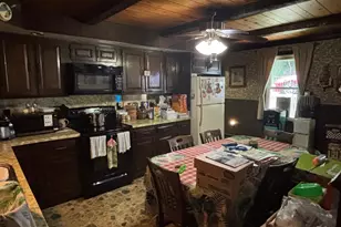 16 E Main St, Quakake, PA 18245 - Photo 7