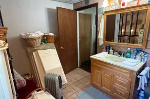 16 E Main St, Quakake, PA 18245 - Photo 19