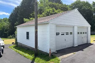 16 E Main St, Quakake, PA 18245 - Photo 5