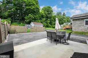 290 Tulpehocken St, Pine Grove, PA 17963 - Photo 25