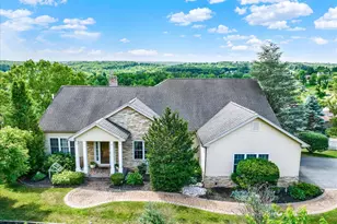 1888 Bow Dr, Auburn, PA 17922 - Photo 5