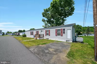 11 Frieden Manor #A, Schuylkill Haven, PA 17972 - Photo 3