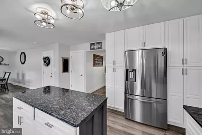 803 Pinewood Drive, Pottsville, PA 17901 - Photo 13