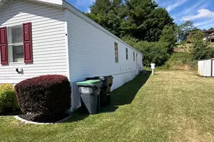 414 Frieden Manor, Schuylkill Haven, PA 17972 - Photo 21