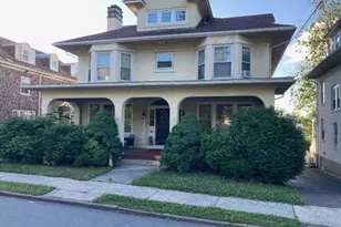 1812 Mahantongo St, Pottsville, PA 17901 - Photo 1