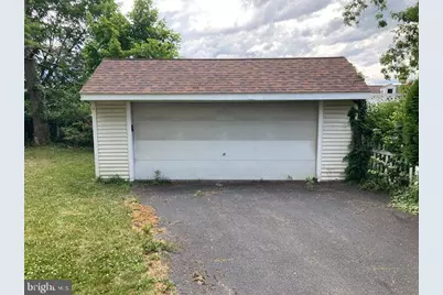 1812 Mahantongo Street, Pottsville, PA 17901 - Photo 27