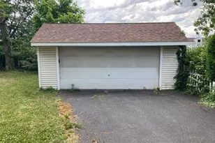 1812 Mahantongo St, Pottsville, PA 17901 - Photo 27
