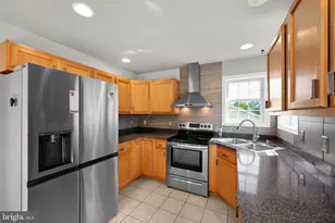 1223 Running Deer Dr, Auburn, PA 17922 - Photo 9