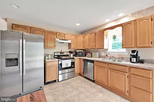 17 SW Lawn Rd, Pottsville, PA 17901 - Photo 13